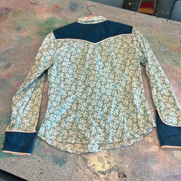 Vintage Blue Western Snap Down - Picture 9 of 11